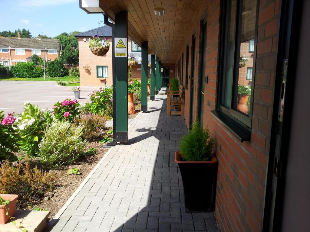 Deangate Motel Lydney Luaran gambar
