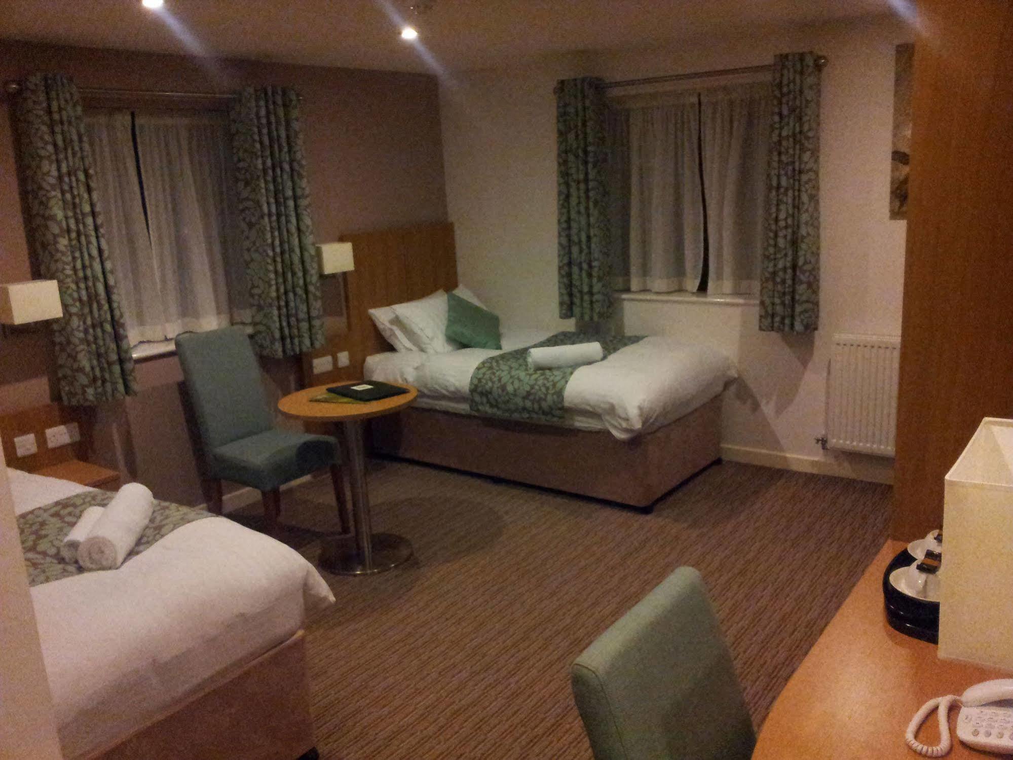 Deangate Motel Lydney Luaran gambar